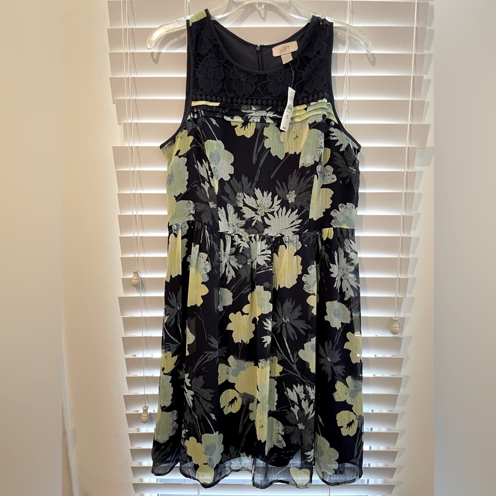 Ann Taylor LOFT Womens 6 Blue Green Large Floral Sleeveless Dress